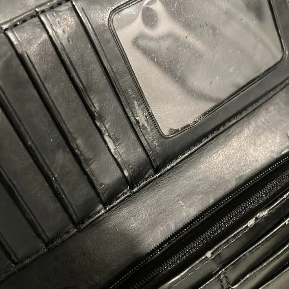 Coach Black Leather Long Wallet.  Pre-Loved. - Picture 13 of 16